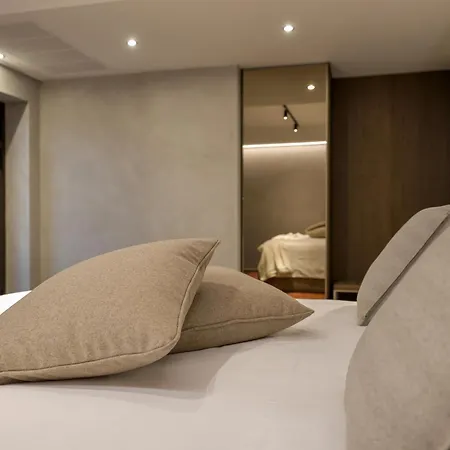 Collina Luxury Relais クルゾーネ
