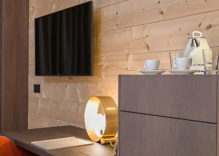 Collina Luxury Relais 克卢索内