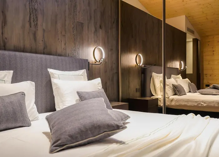 Collina Luxury Relais 克卢索内