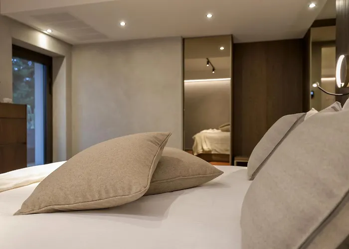 Collina Luxury Relais 克卢索内