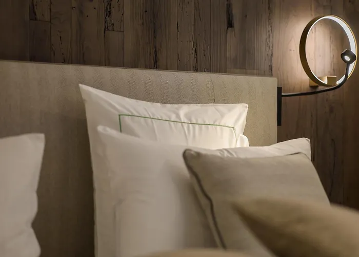 Collina Luxury Relais 克卢索内