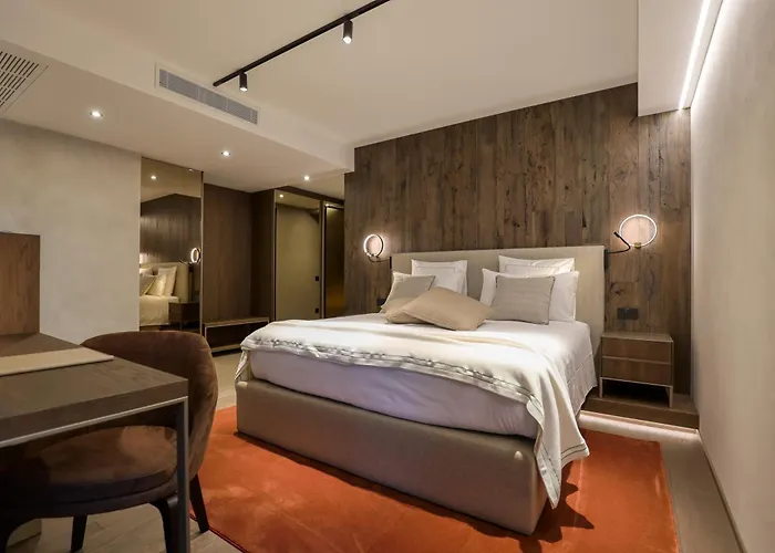 Collina Luxury Relais 克卢索内